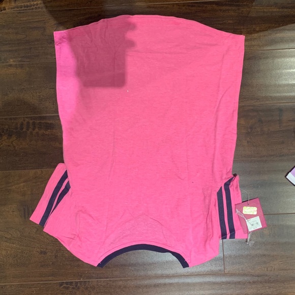 New kid shirts. 2 FOR $20 👚 - Picture 4 of 6